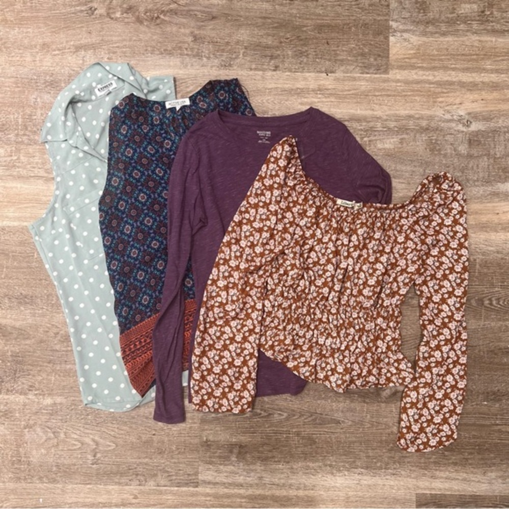 🖤 5/$25 SIZE M | BUNDLE OF 4
